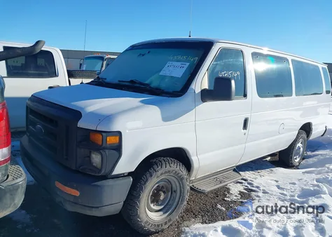 2013 Ford E-350 Super Duty Xl z USA, uszkodzony, nr VIN 1FBSS3BL9DDB09104